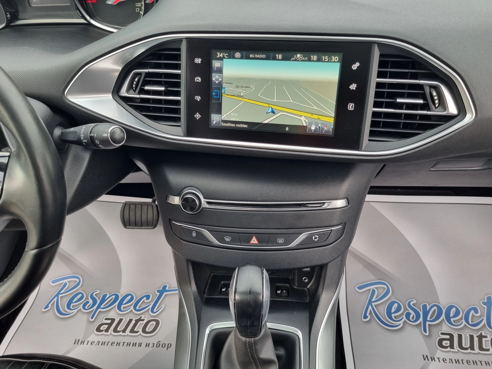 Peugeot 308 2.0HDi-150кс АВТОМАТИК, снимка 13 - Автомобили и джипове - 55942294
