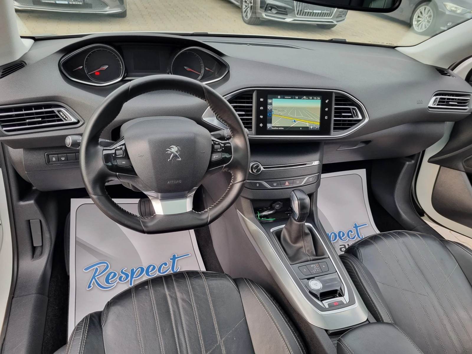 Peugeot 308 2.0HDi-150кс АВТОМАТИК, снимка 9 - Автомобили и джипове - 55942294