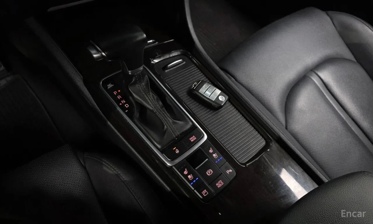 Kia K5 LPI SX* ПОДГРЕВ* ОБДУХВАНЕ* 360* ПАНО* АВТОКРЕДИТ*, снимка 9 - Автомобили и джипове - 55977225