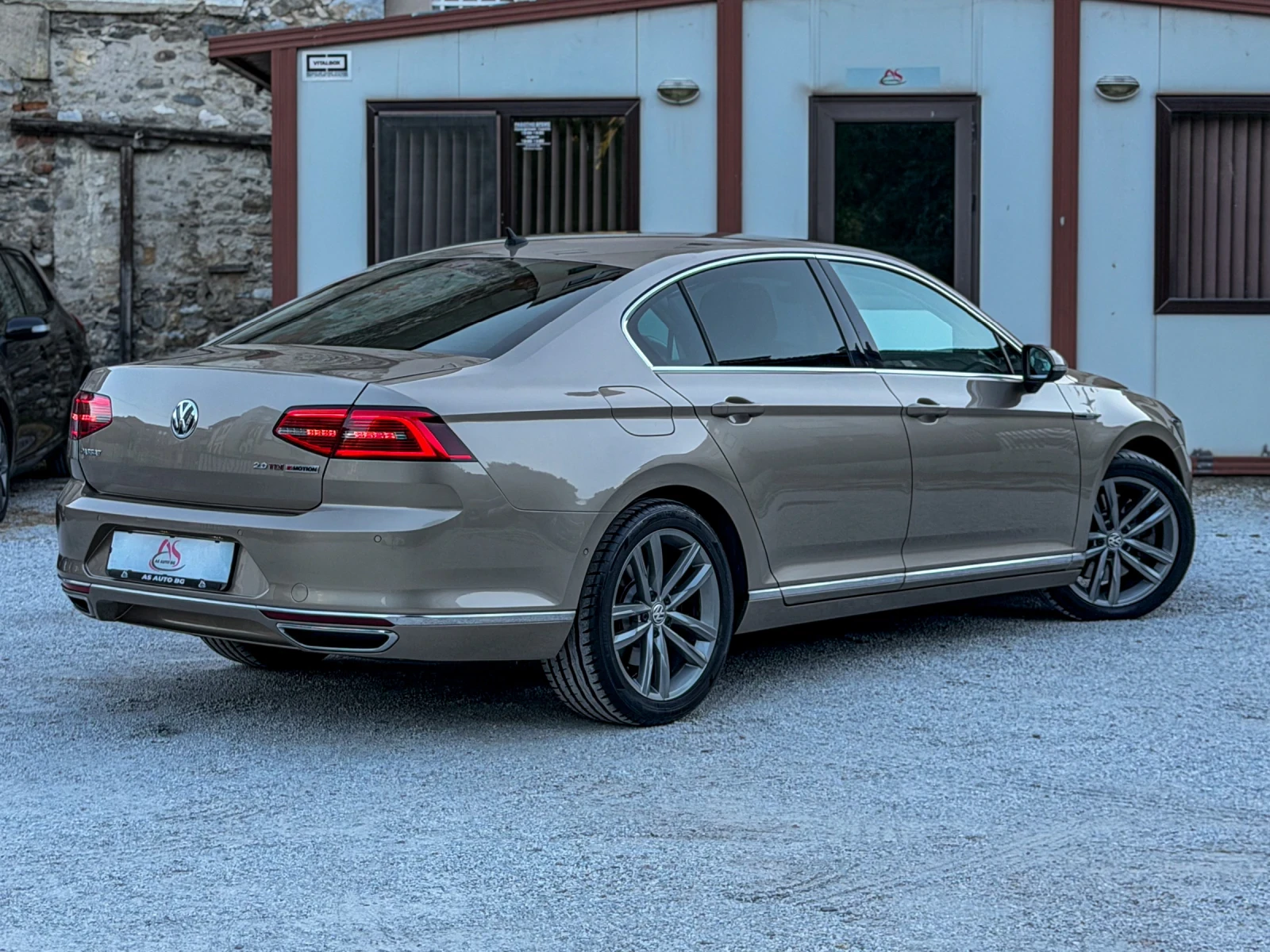 VW Passat DIGITAL* HIGHLINE* 2.0TDI* DSG* 4x4* FULL* TOP, снимка 7 - Автомобили и джипове - 55982165