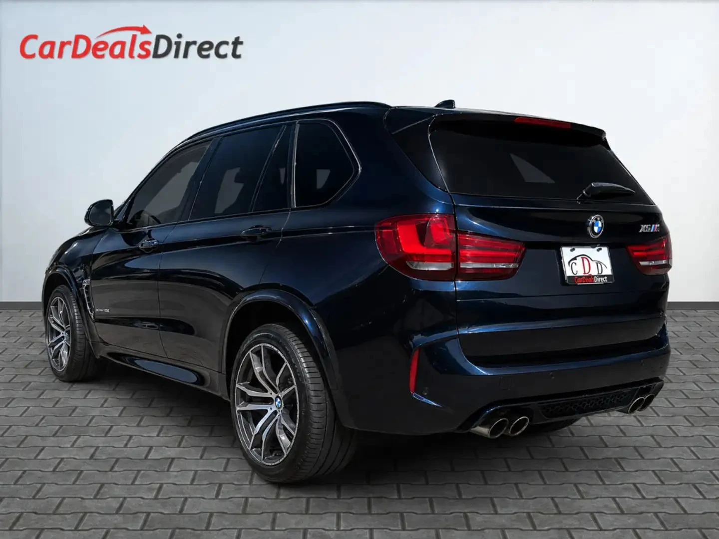 BMW X5M HUD* КАРБОН* НАВИ* ПАНО* КАМЕРА* CLEANCARFAX, снимка 3 - Автомобили и джипове - 56259886