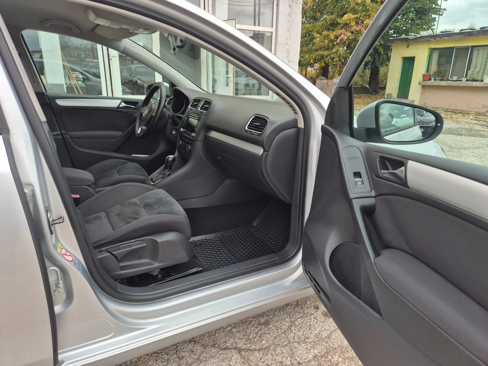 VW Golf 1.6TDI 105�.�. ITALY ������� | Mobile.bg � ����������� 10