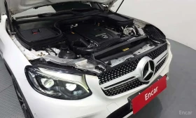 Mercedes-Benz GLC * GLC300 4MATIC AMG Line Coupe * ЦЕНА ДО БГ, снимка 17