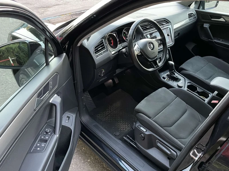 VW Tiguan Allspace 2.0-TSI/ 4 Motion/ CarAir play, снимка 8 - Автомобили и джипове - 52369555