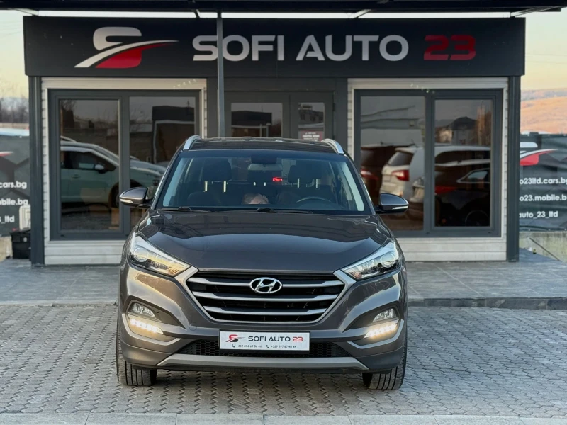 Hyundai Tucson 1.6i benz, снимка 3 - Автомобили и джипове - 52855504