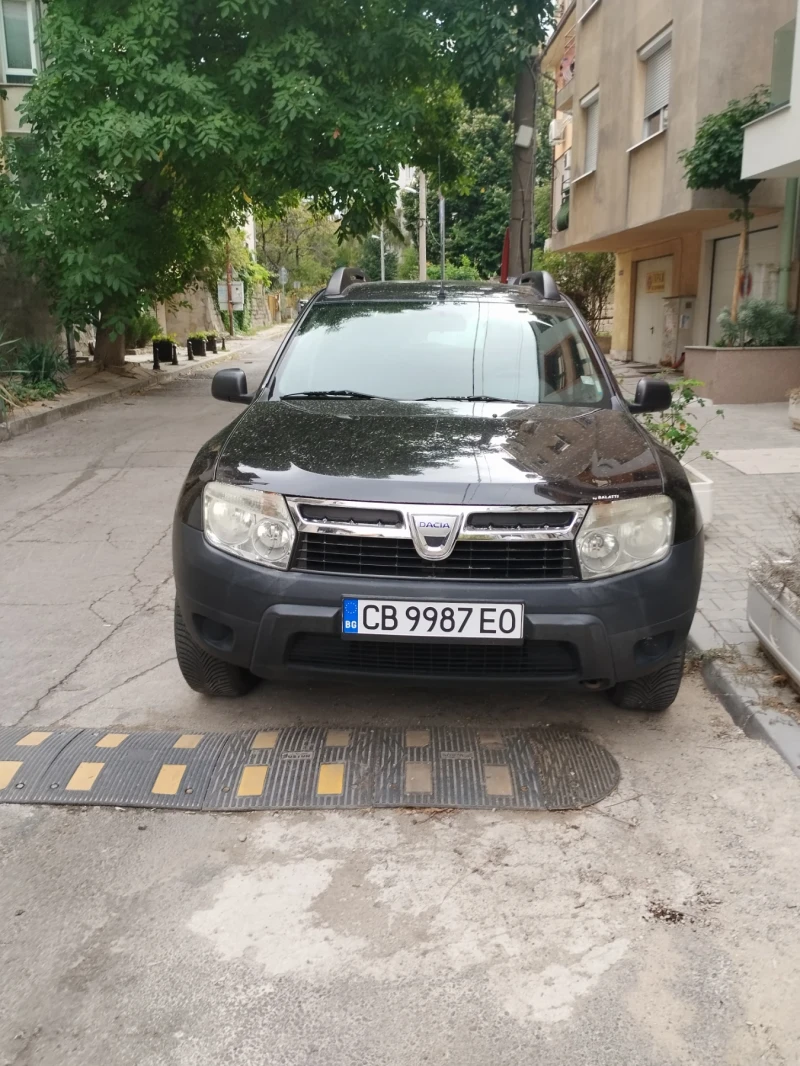 Dacia Duster 1.6i 16v BENZIN , снимка 2 - Автомобили и джипове - 53115183