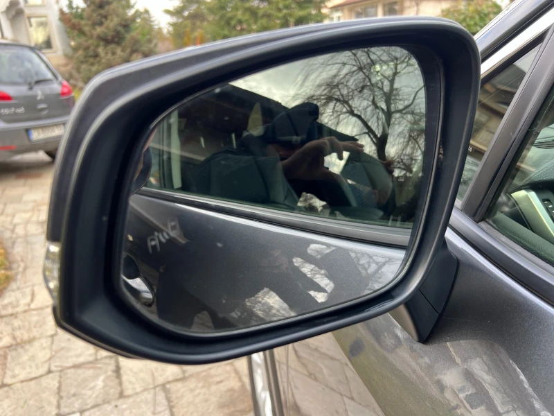 Toyota Rav4 2.5 HYBRID AWD, снимка 15 - Автомобили и джипове - 53122131