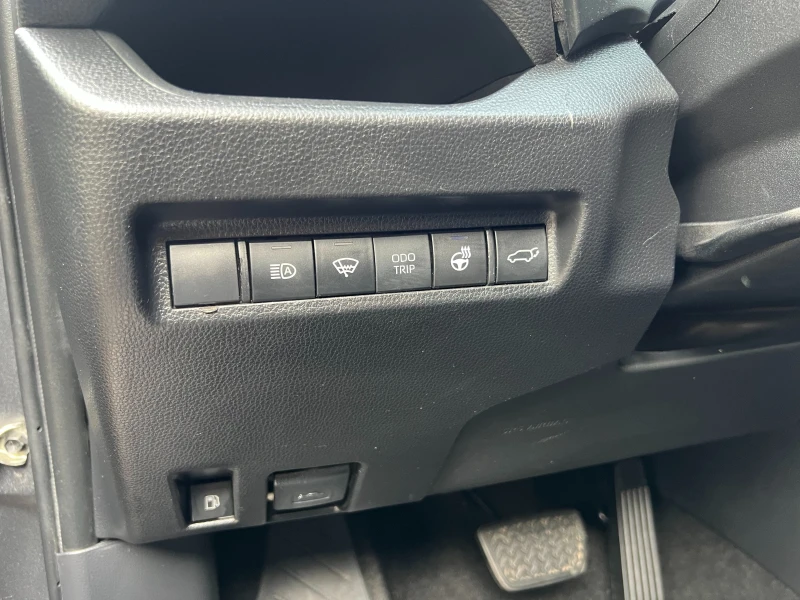 Toyota Rav4 2.5 HYBRID AWD, снимка 13 - Автомобили и джипове - 53122131