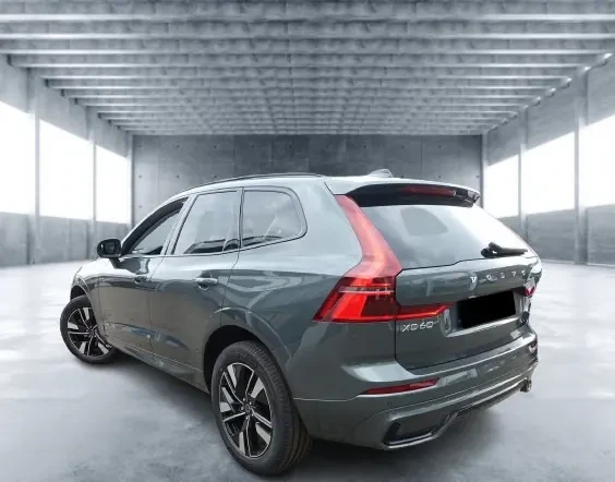 Volvo XC60 B5 AWD = Plus Dark = �������� | Mobile.bg � ����������� 2