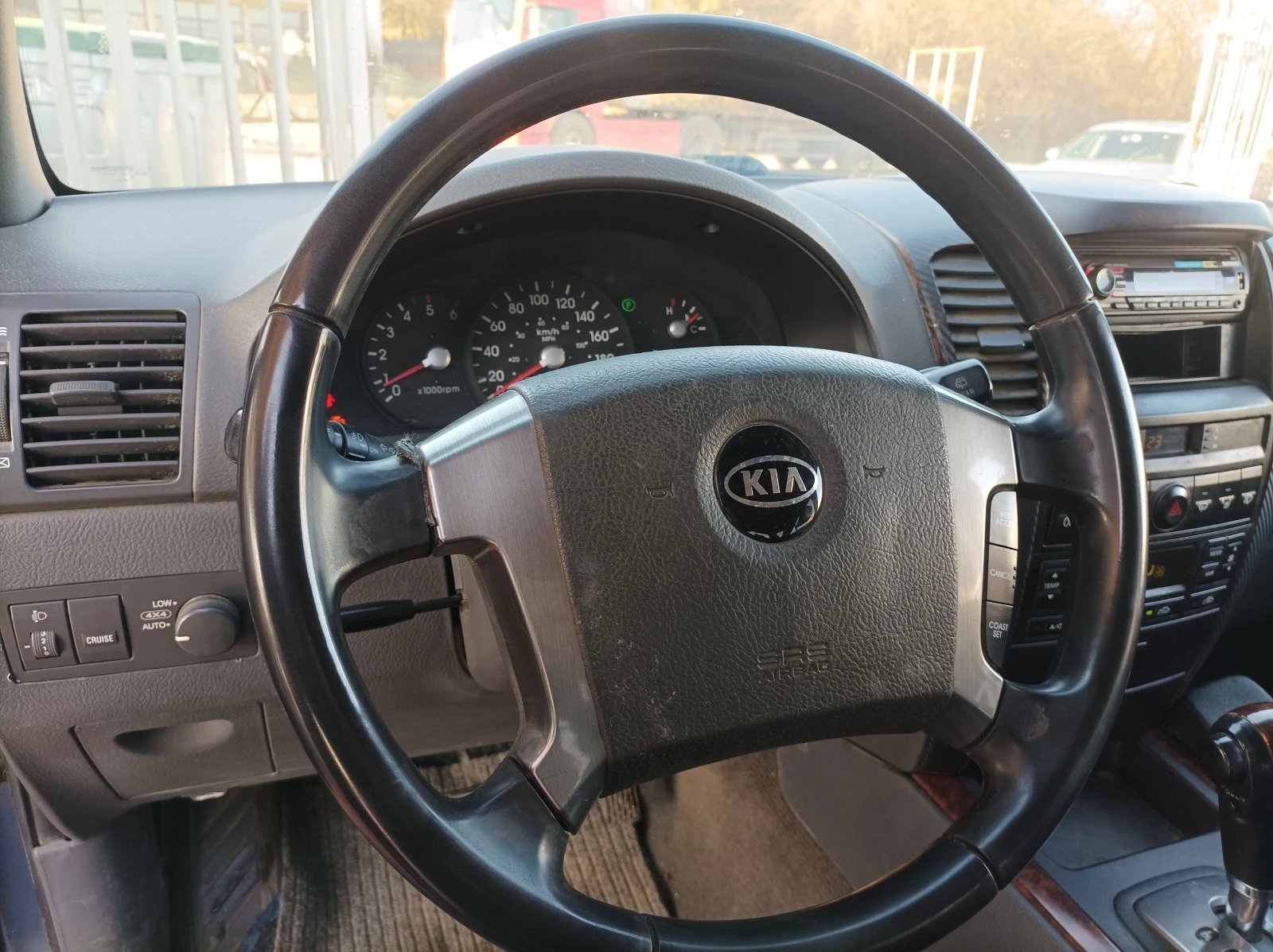 Kia Sorento 2.5 TDI -4X4/НА ЧАСТИ  | Mobile.bg — изображение 13