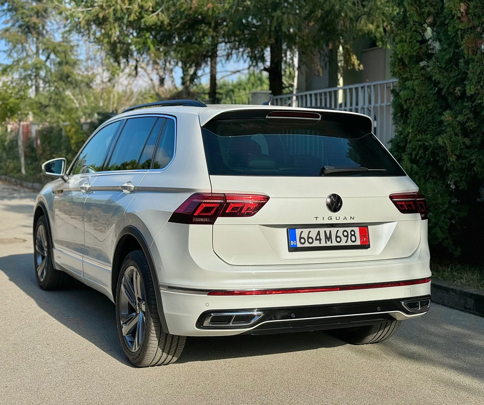 VW Tiguan 2.0TDi* 4X4* 200 кс.* R-LINE* 70 000 км.*  - изображение 4