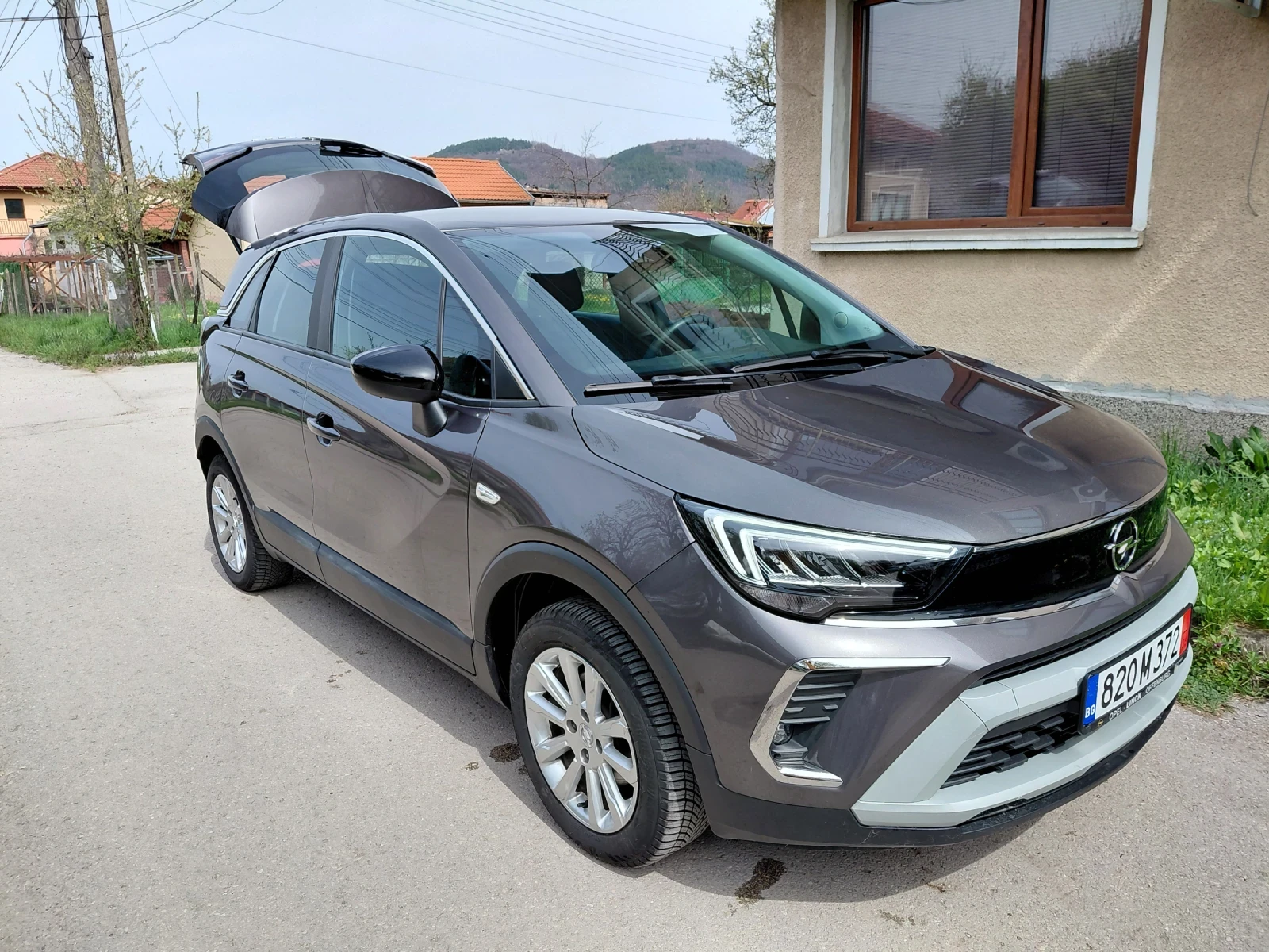 Opel Crossland X Facelift 1.2i Turbo (130 Hp), снимка 4 - Автомобили и джипове - 53743891