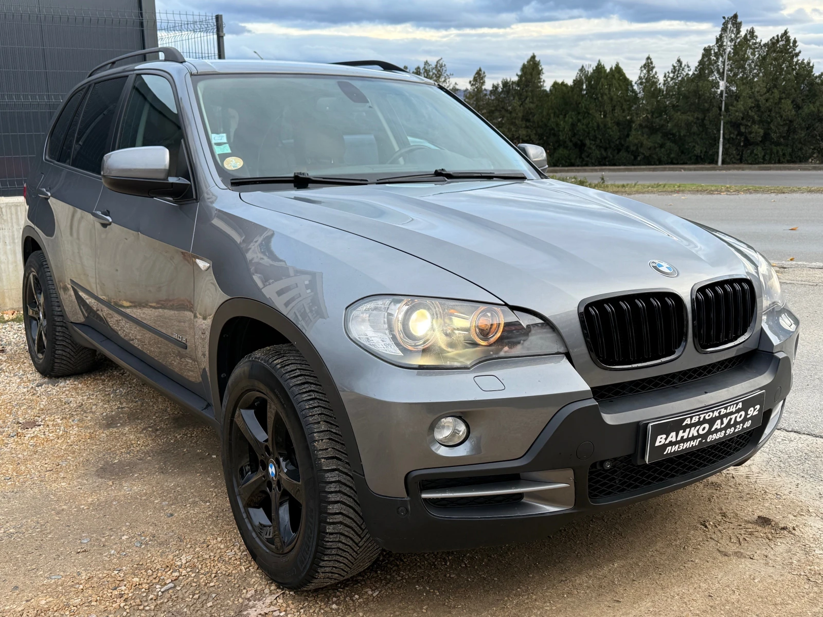 BMW X5 3.0 - изображение 3