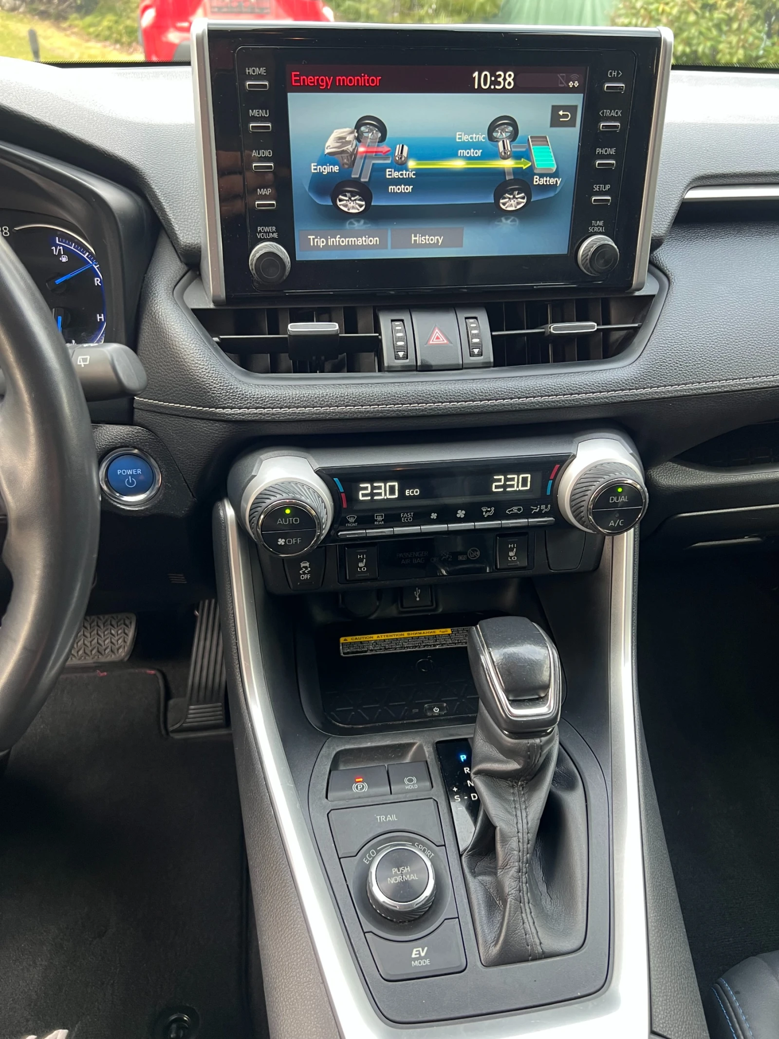 Toyota Rav4 2.5 HYBRID AWD - изображение 10