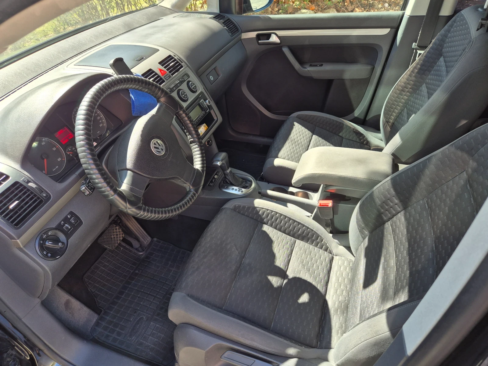 VW Tiguan 2.0 TDI 140 к.с., снимка 6 - Автомобили и джипове - 53825402