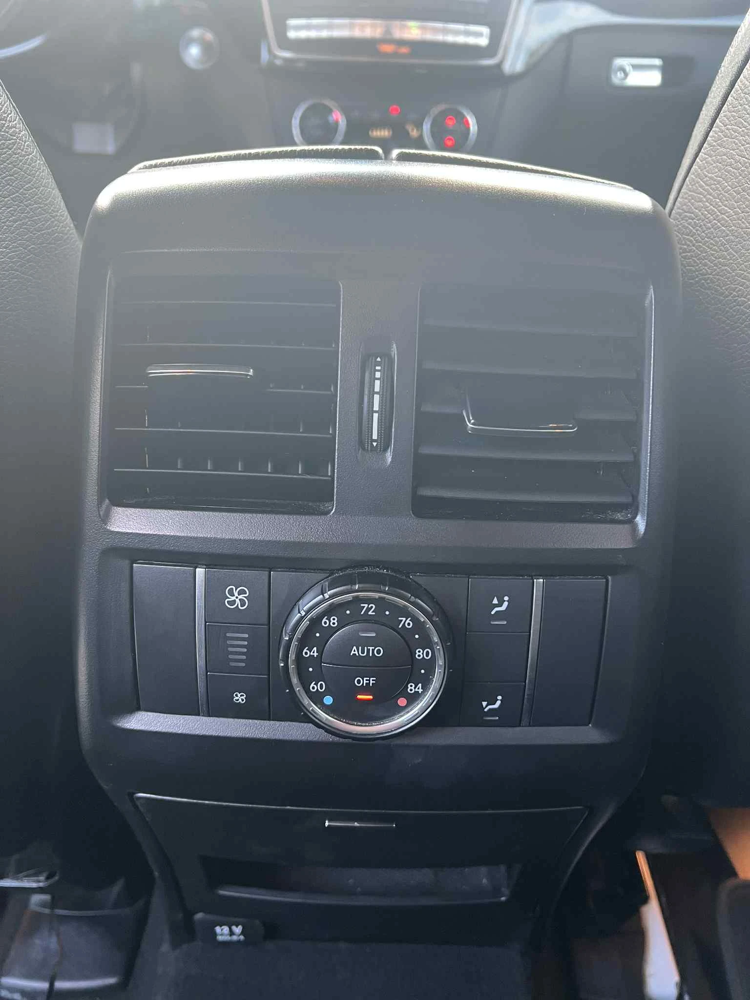 Mercedes-Benz GLS 500 Mercedes-Benz GLS 500 AMG* PACK* ПОДГРЕВ* ОБДУХВАН, снимка 17 - Автомобили и джипове - 54387653