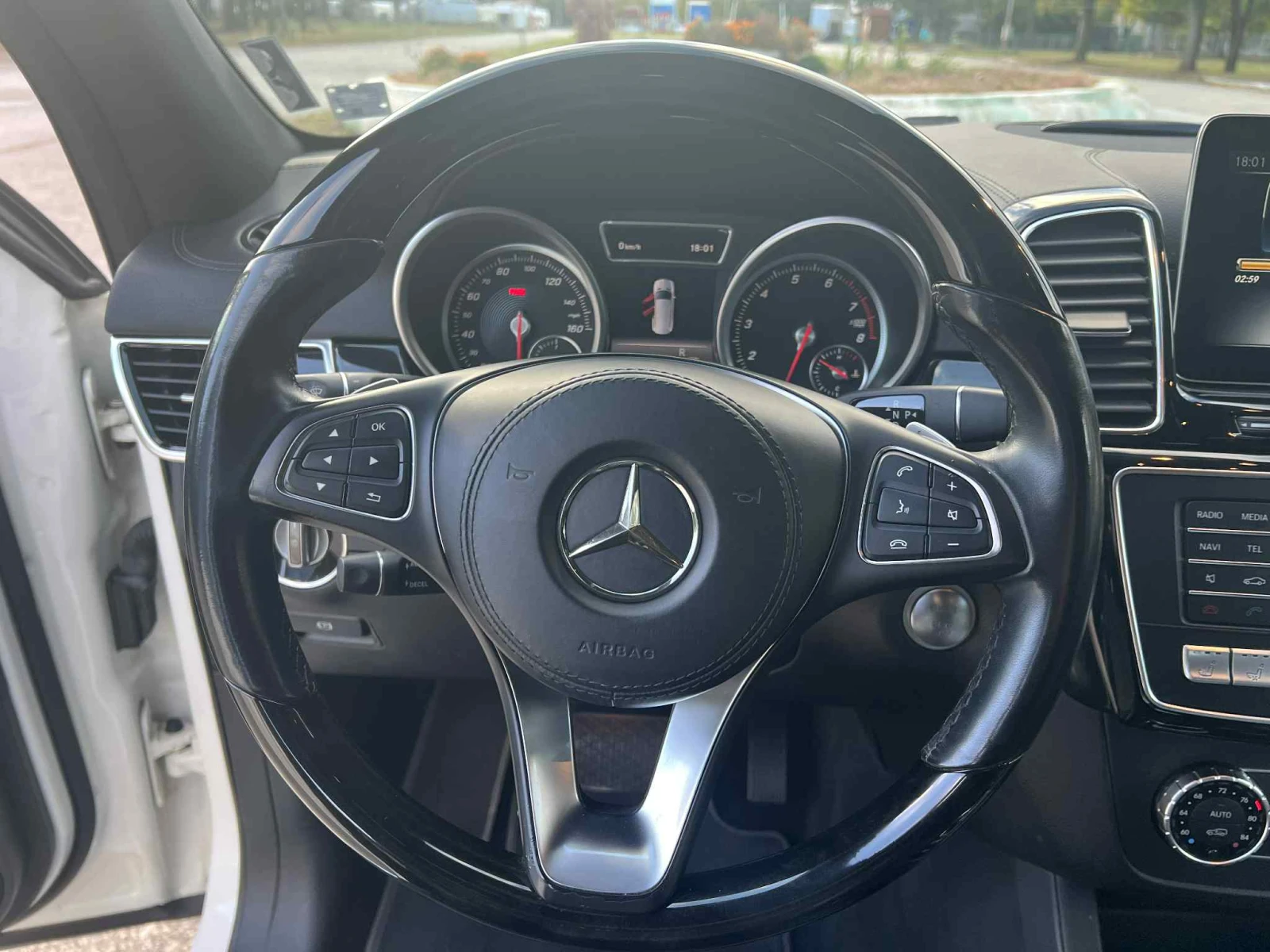 Mercedes-Benz GLS 500 Mercedes-Benz GLS 500 AMG* PACK* ПОДГРЕВ* ОБДУХВАН, снимка 16 - Автомобили и джипове - 54387653