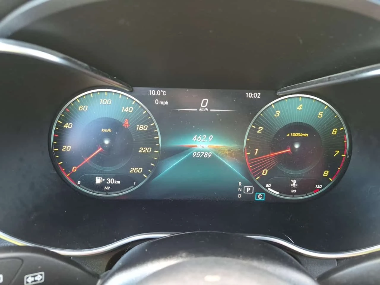 Mercedes-Benz GLC 300 ПОДГРЕВИ * ПАНО * KEYLESS * CARFAX, снимка 9 - Автомобили и джипове - 54383867