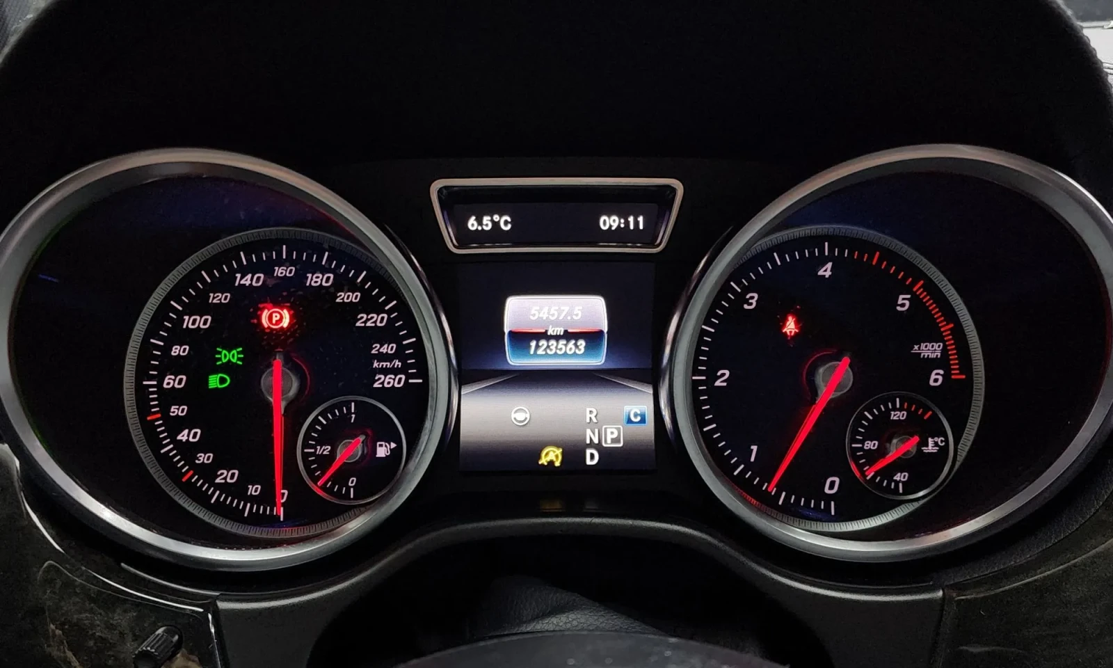Mercedes-Benz GLS 350 4MATC, Distronic, HeadUP, Обдух., Панорама, 360-к., снимка 7 - Автомобили и джипове - 54750149