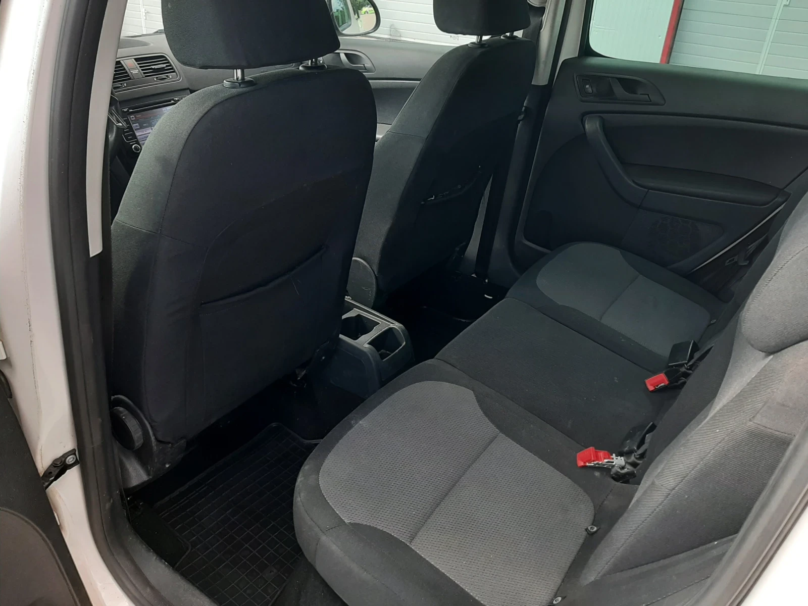 Skoda Yeti 2.0TDI NAVI, снимка 14 - Автомобили и джипове - 55038790