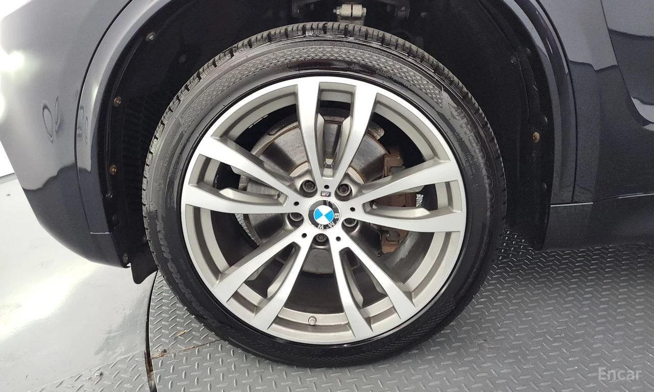 BMW X5 ОБДУХВАНЕ * HARMAN/KARDON  * АВТОКРЕДИТ, снимка 6 - Автомобили и джипове - 55262858