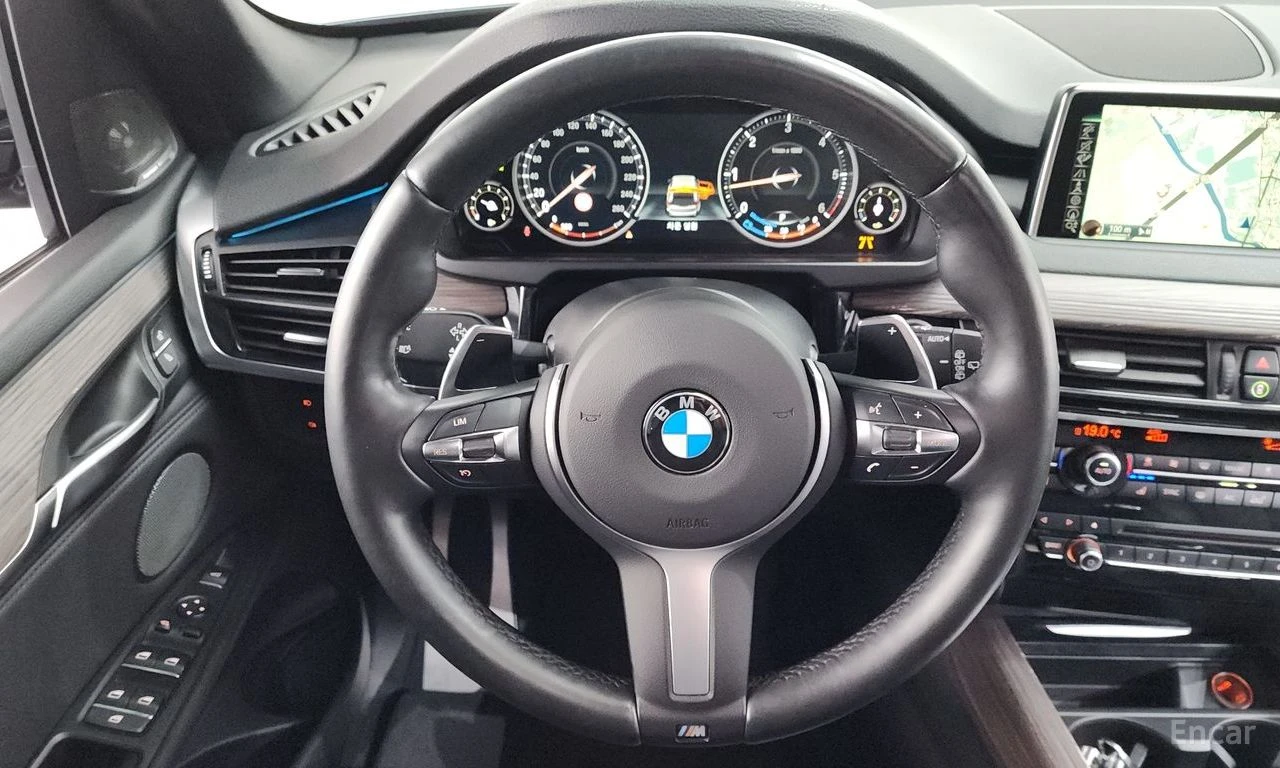 BMW X5 ОБДУХВАНЕ * HARMAN/KARDON  * АВТОКРЕДИТ, снимка 14 - Автомобили и джипове - 55262858