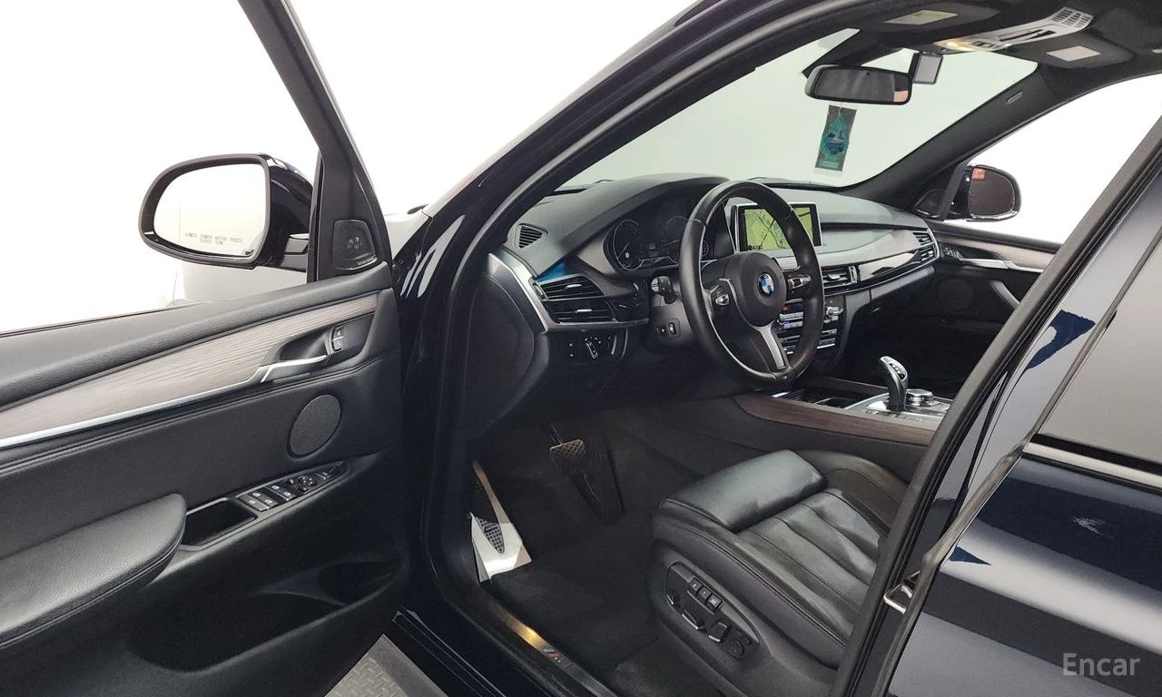BMW X5 ОБДУХВАНЕ * HARMAN/KARDON  * АВТОКРЕДИТ, снимка 11 - Автомобили и джипове - 55262858