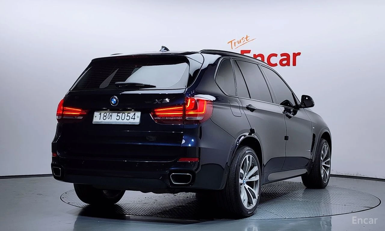 BMW X5 ОБДУХВАНЕ * HARMAN/KARDON  * АВТОКРЕДИТ, снимка 3 - Автомобили и джипове - 55262858