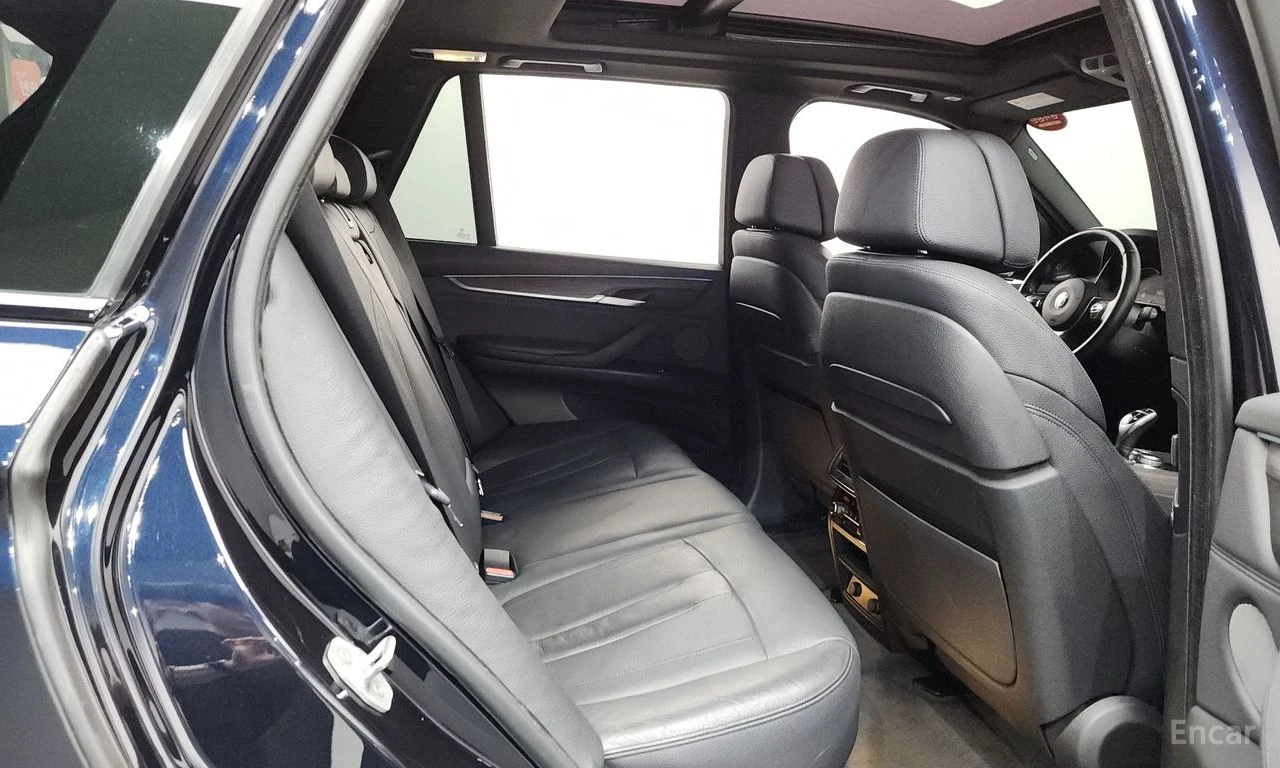 BMW X5 ОБДУХВАНЕ * HARMAN/KARDON  * АВТОКРЕДИТ, снимка 12 - Автомобили и джипове - 55262858