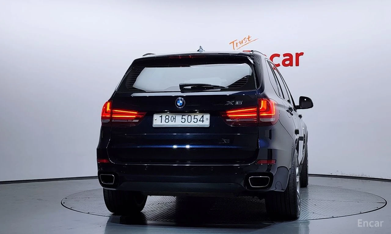 BMW X5 ОБДУХВАНЕ * HARMAN/KARDON  * АВТОКРЕДИТ, снимка 5 - Автомобили и джипове - 55262858