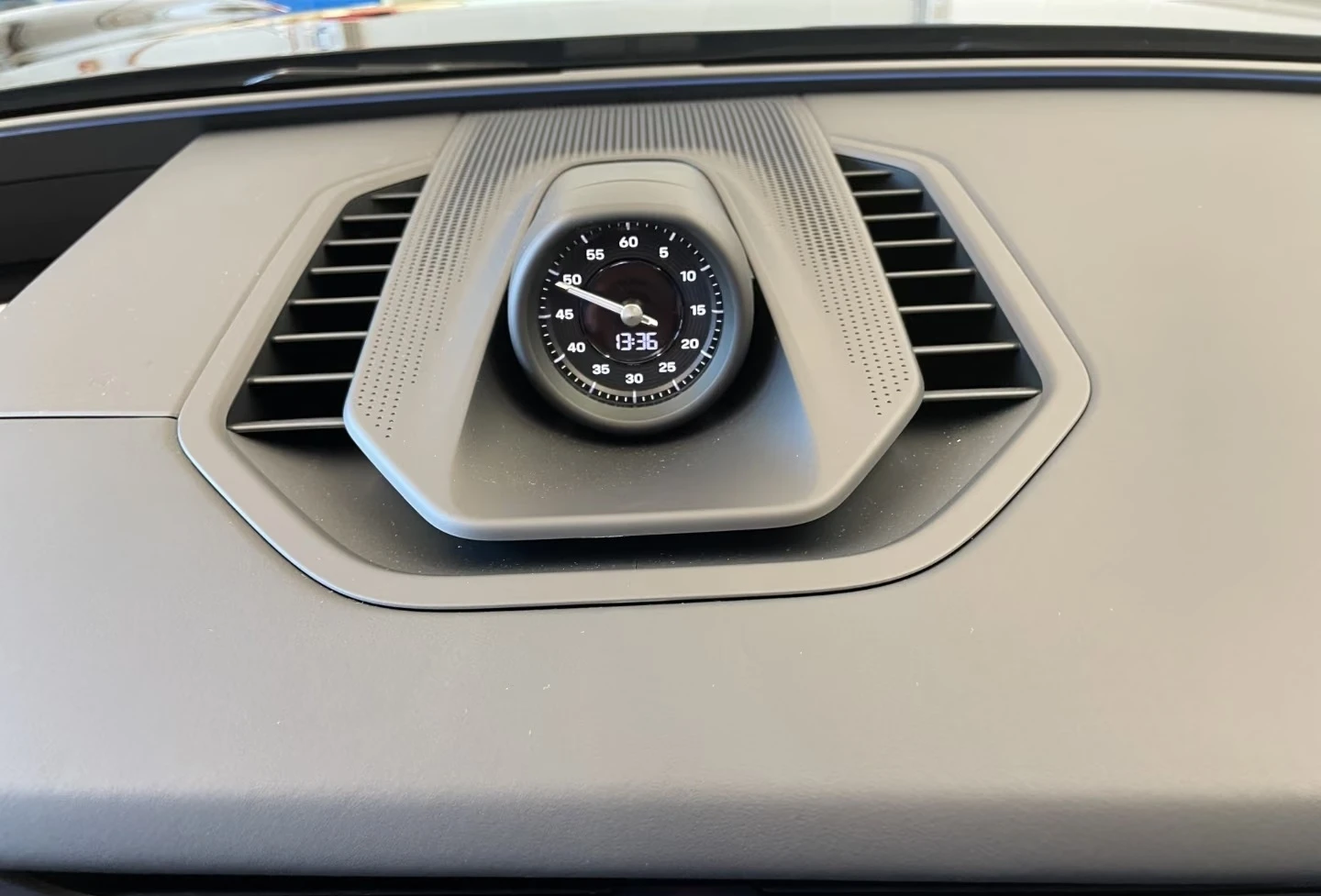 Porsche Cayenne S/4WD/REAR AXLE/AR HUD/HD MATRIX/BOSE/22/ | Mobile.bg � ����������� 13