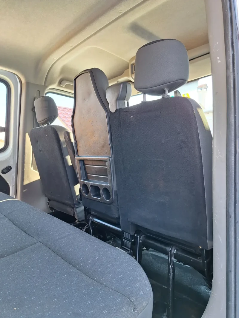 Renault Master 2.3/125 бордово седем( 7)места Швейцария-, снимка 7 - Бусове и автобуси - 49597860