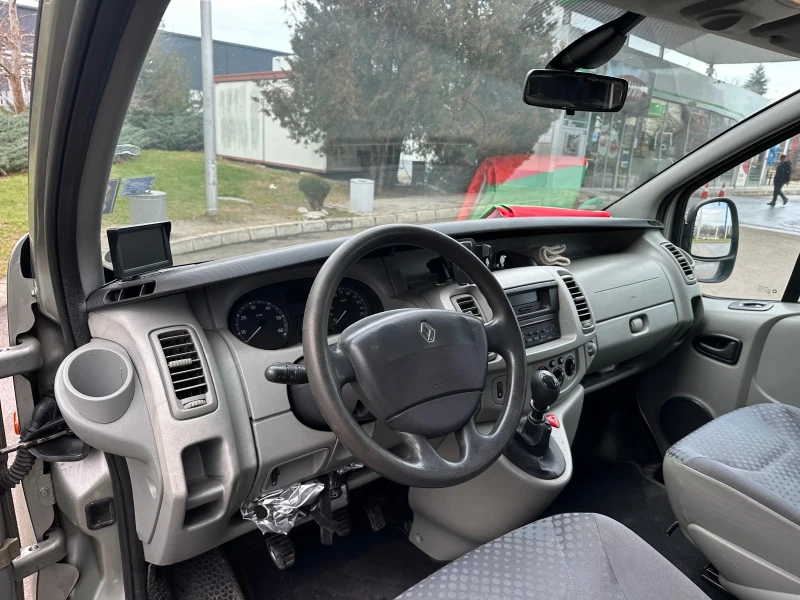 Renault Trafic 2.0dci Edition, снимка 12 - Бусове и автобуси - 53138981
