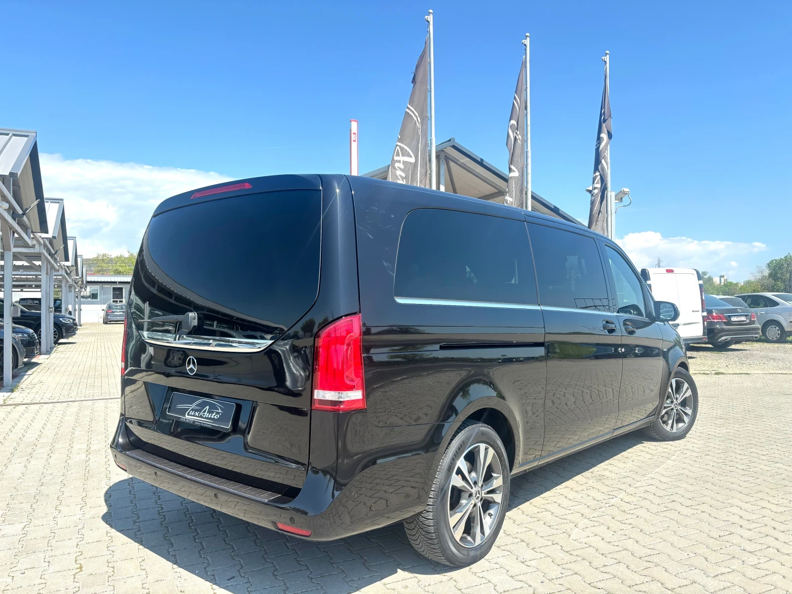 Mercedes-Benz V 250 DESIGNO EDITION#EXTRA LONG#DISTR#360* CAM - изображение 5