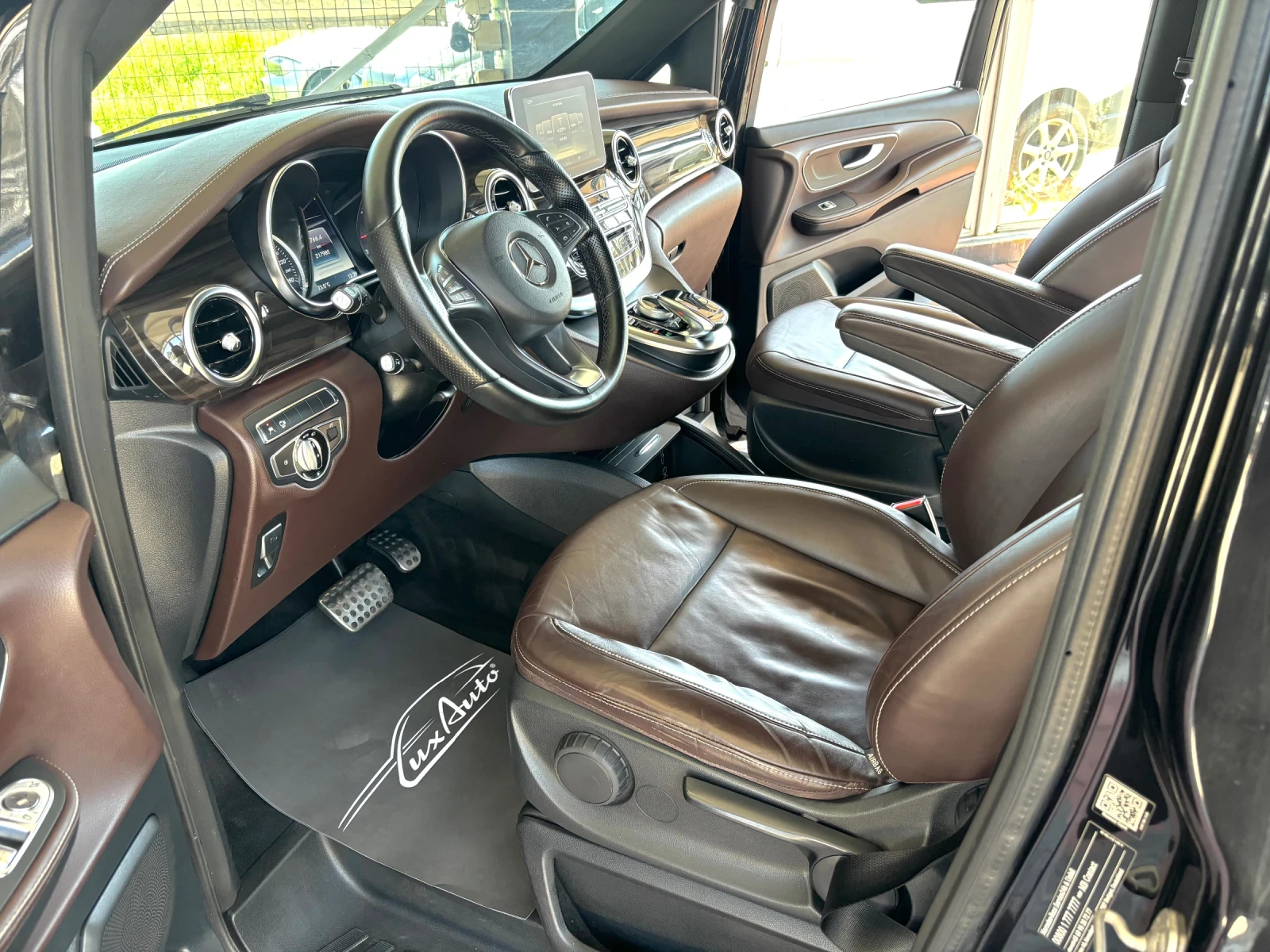 Mercedes-Benz V 250 DESIGNO EDITION#EXTRA LONG#DISTR#360* CAM - изображение 8