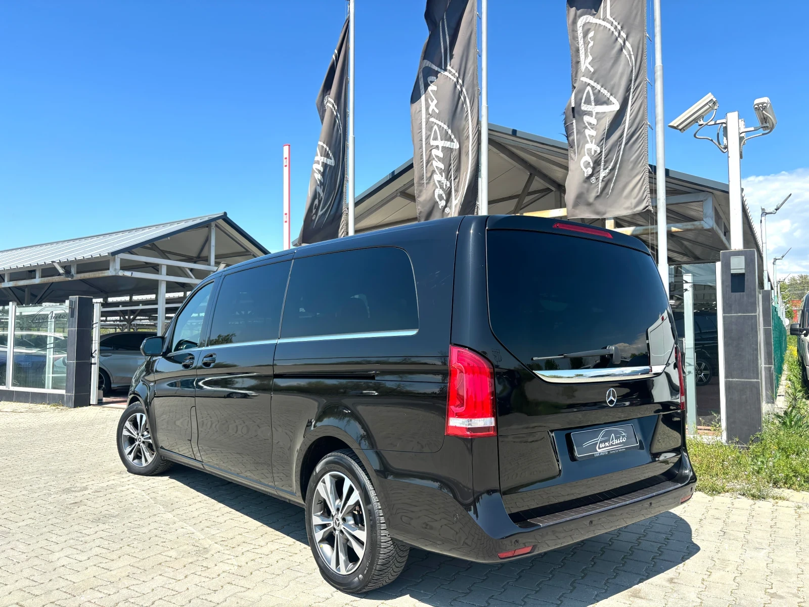 Mercedes-Benz V 250 DESIGNO EDITION#EXTRA LONG#DISTR#360* CAM - изображение 3
