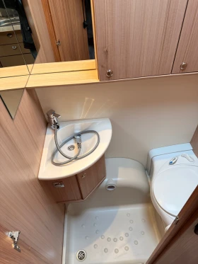 Каравана Burstner Averso 440TK, снимка 16