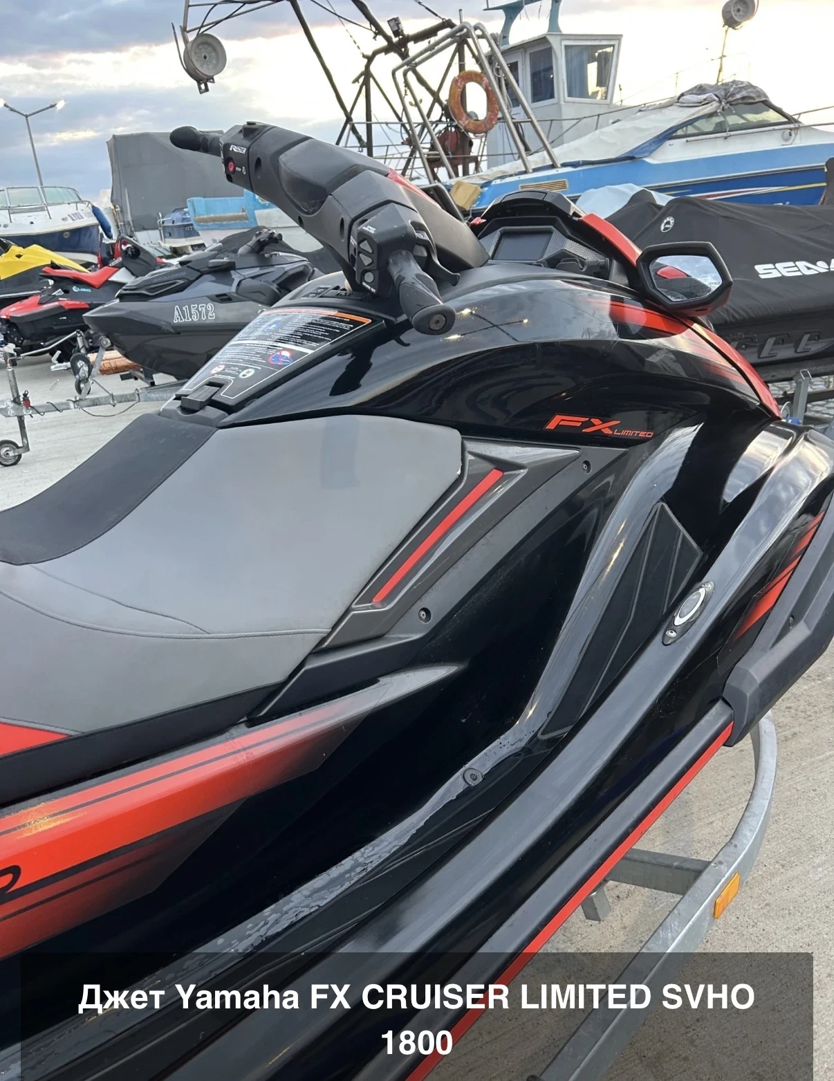 Джет Yamaha FX CRUISER LIMITED SVHO 1800, снимка 4 - Воден транспорт - 54774681