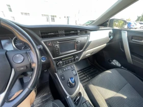 Toyota Auris, снимка 11