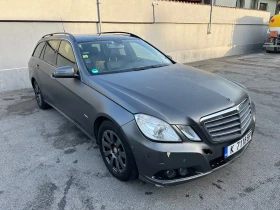 Mercedes-Benz E 200, снимка 1