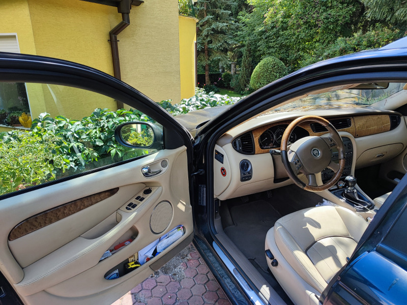 Jaguar X-type 2.2 Diesel Executive, снимка 9 - Автомобили и джипове - 45975559