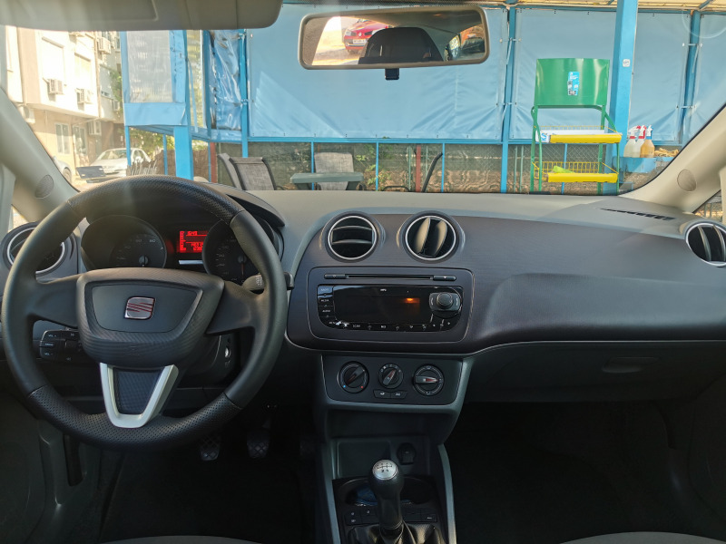 Seat Ibiza, снимка 5 - Автомобили и джипове - 46290911