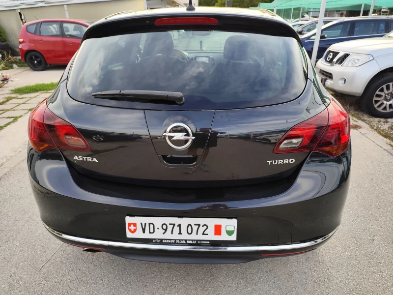 Opel Astra 1.4 Facelift Swiss Edition, снимка 6 - Автомобили и джипове - 47271526