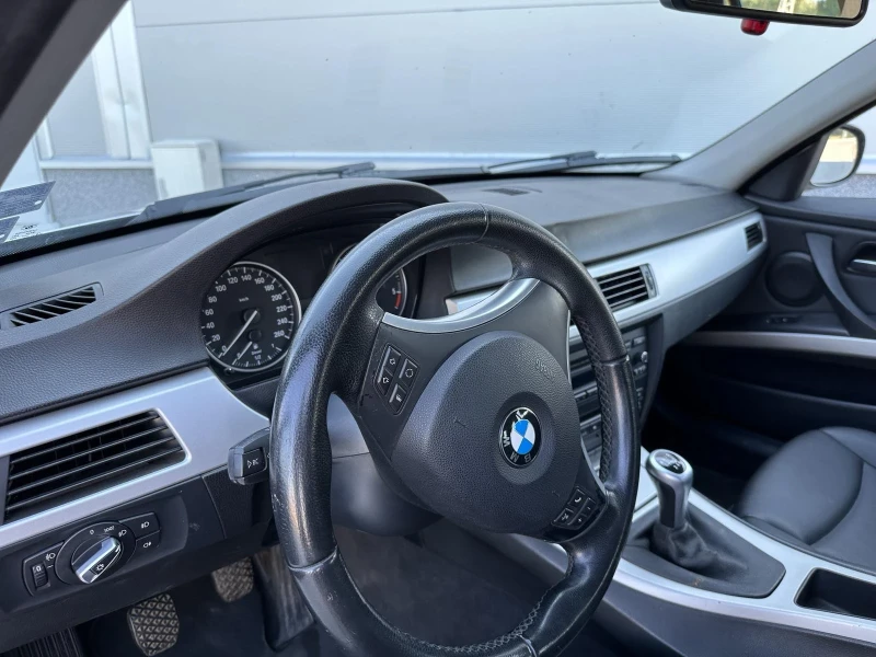 BMW 320 D, снимка 8 - Автомобили и джипове - 47505082