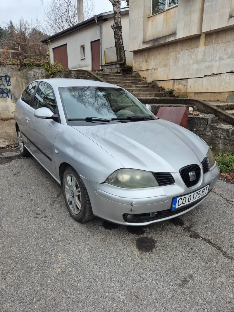 Seat Ibiza, снимка 2 - Автомобили и джипове - 48248830