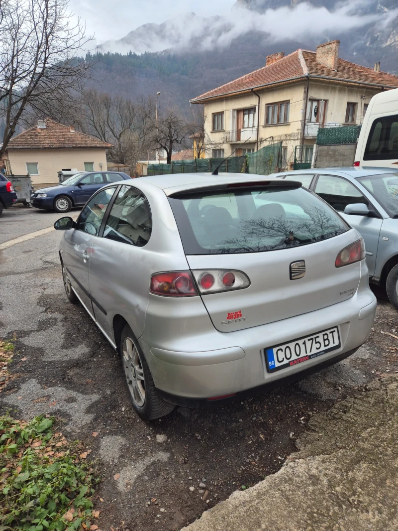 Seat Ibiza, снимка 5 - Автомобили и джипове - 48248830