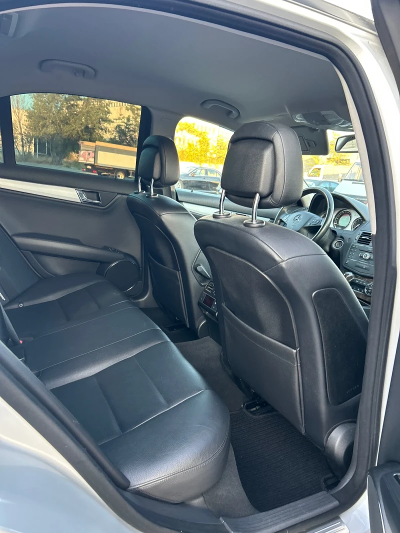 Mercedes-Benz C 280 V6 3.0 231ps Avangarde, снимка 14 - Автомобили и джипове - 48608317
