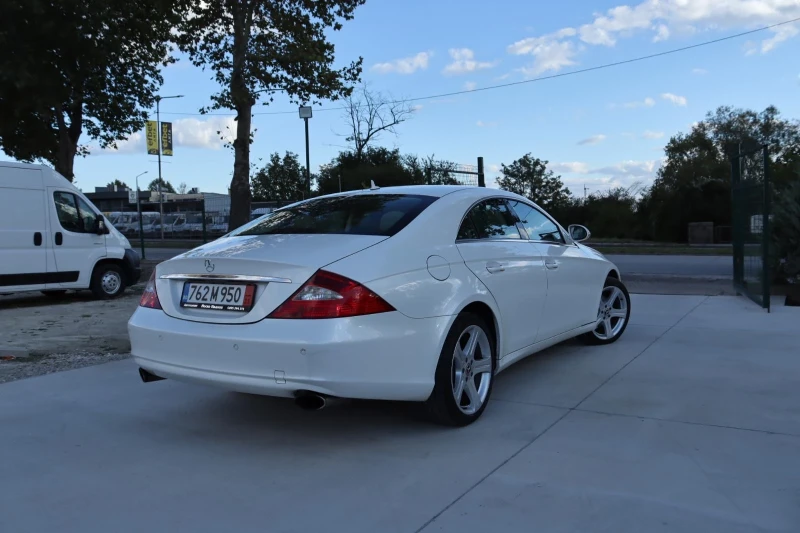 Mercedes-Benz CLS 320 БЯЛА ПЕРЛА* Подгрев/Обдухване* NAVI* , снимка 8 - Автомобили и джипове - 52003810