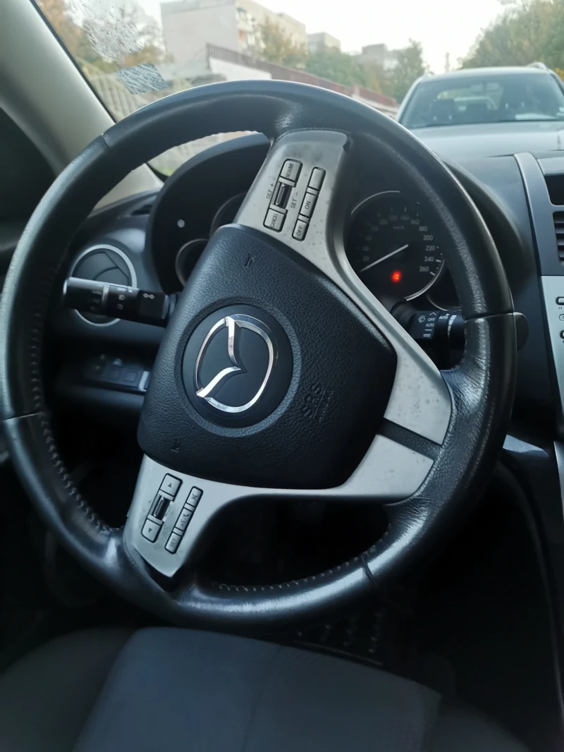 Mazda 6 2.2, снимка 5 - Автомобили и джипове - 52281996