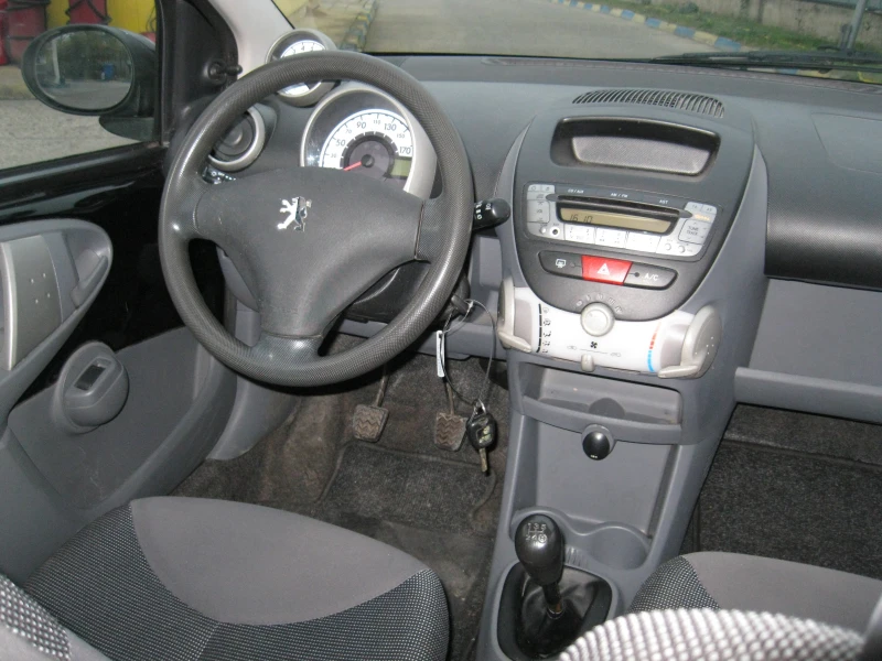 Peugeot 107, снимка 14 - Автомобили и джипове - 52308033